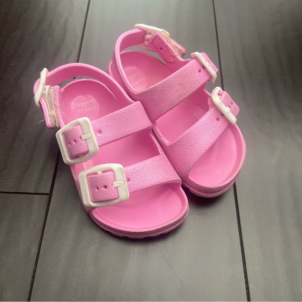 Free w/ $15 purchase Stepping stones baby girl pink sandals size 4 GUC